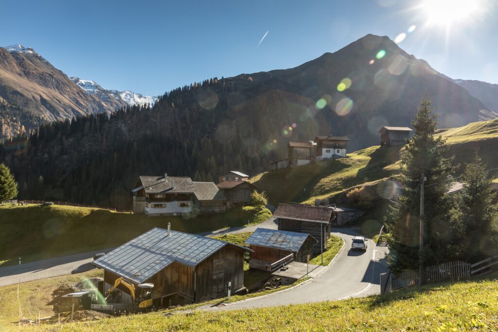 Herbstfoto Berge Sonne