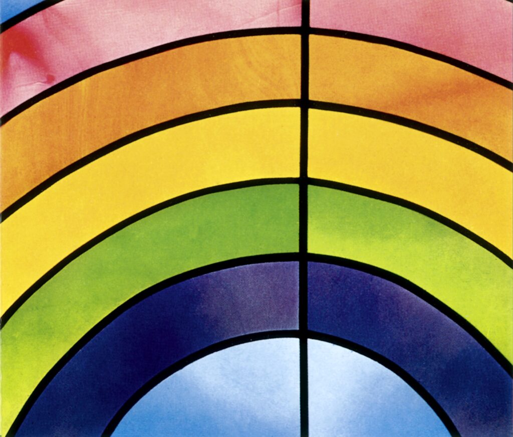 Kirchenfenster Regenbogen im Kloster Ilanz