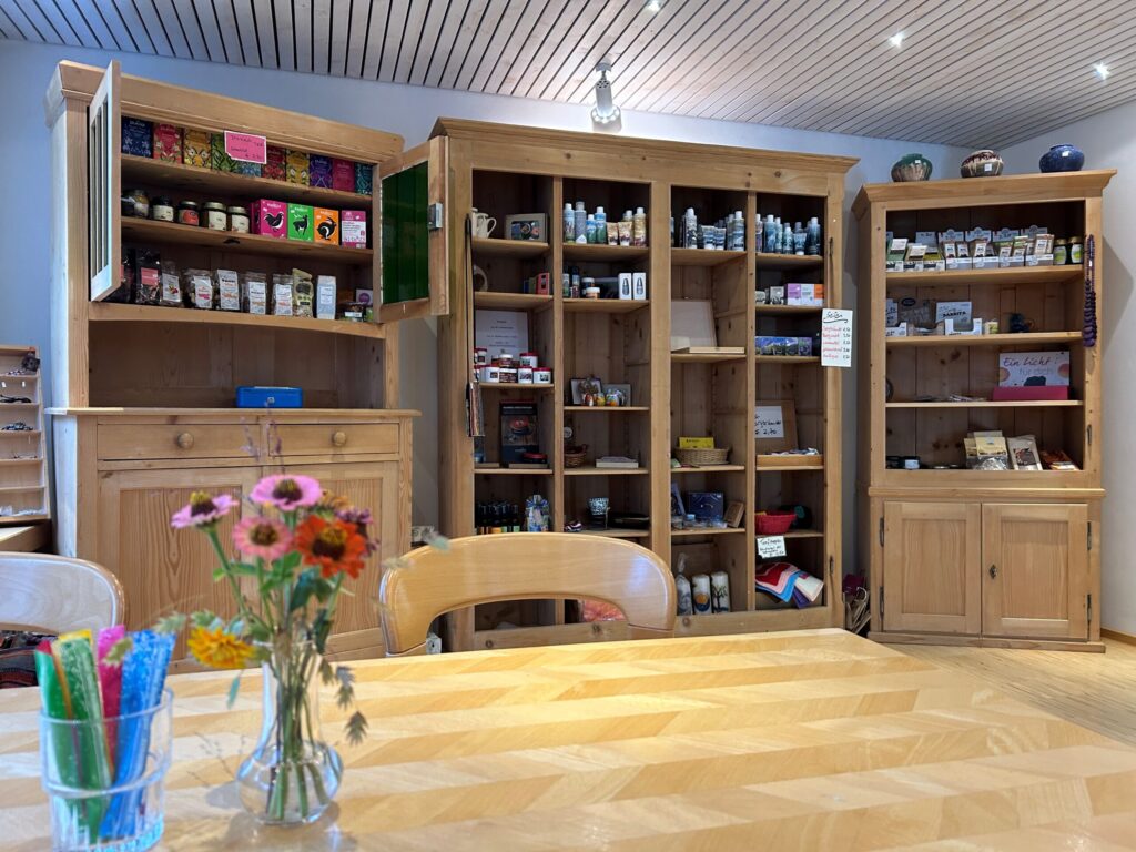 Laedeli Kloster Ilanz Klosterladen Café Quinclas